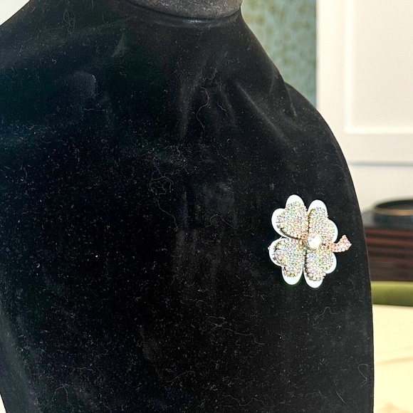 Rebekah Price Lucky Clover Silver and Multicolour Swarovski Crystal Brooch - Picture 6 of 13